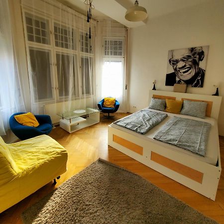 Treestyle Deluxe Rooms Budapest Extérieur photo